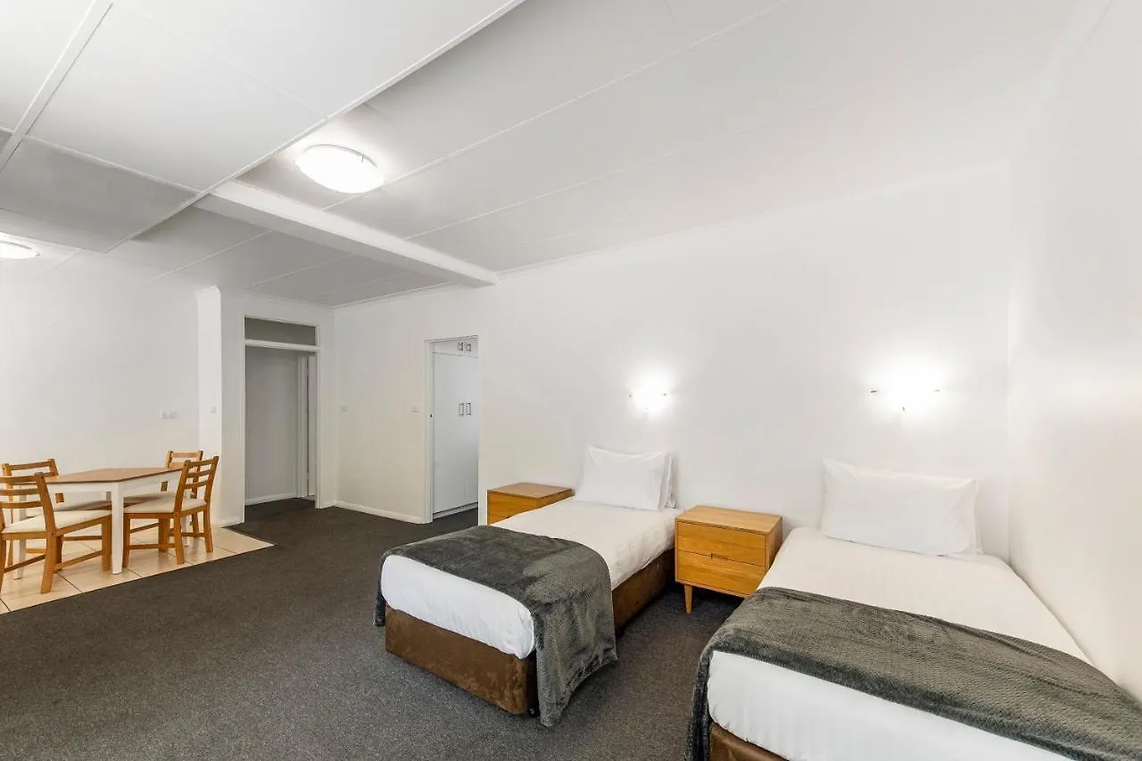 Econo Lodge East Adelaide 0*,