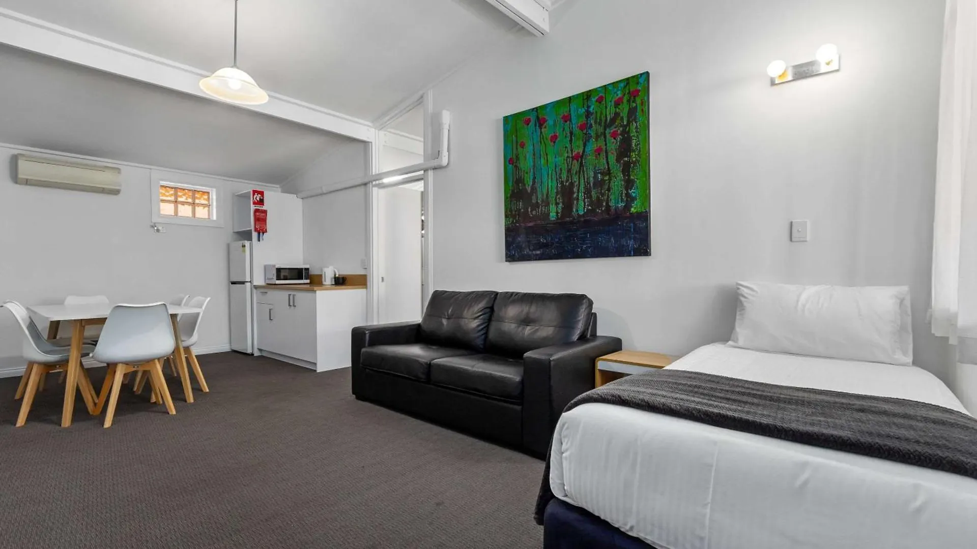 Econo Lodge East Adelaide